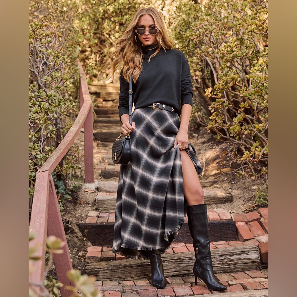 Vici Black and White Plaid Women's Skirt